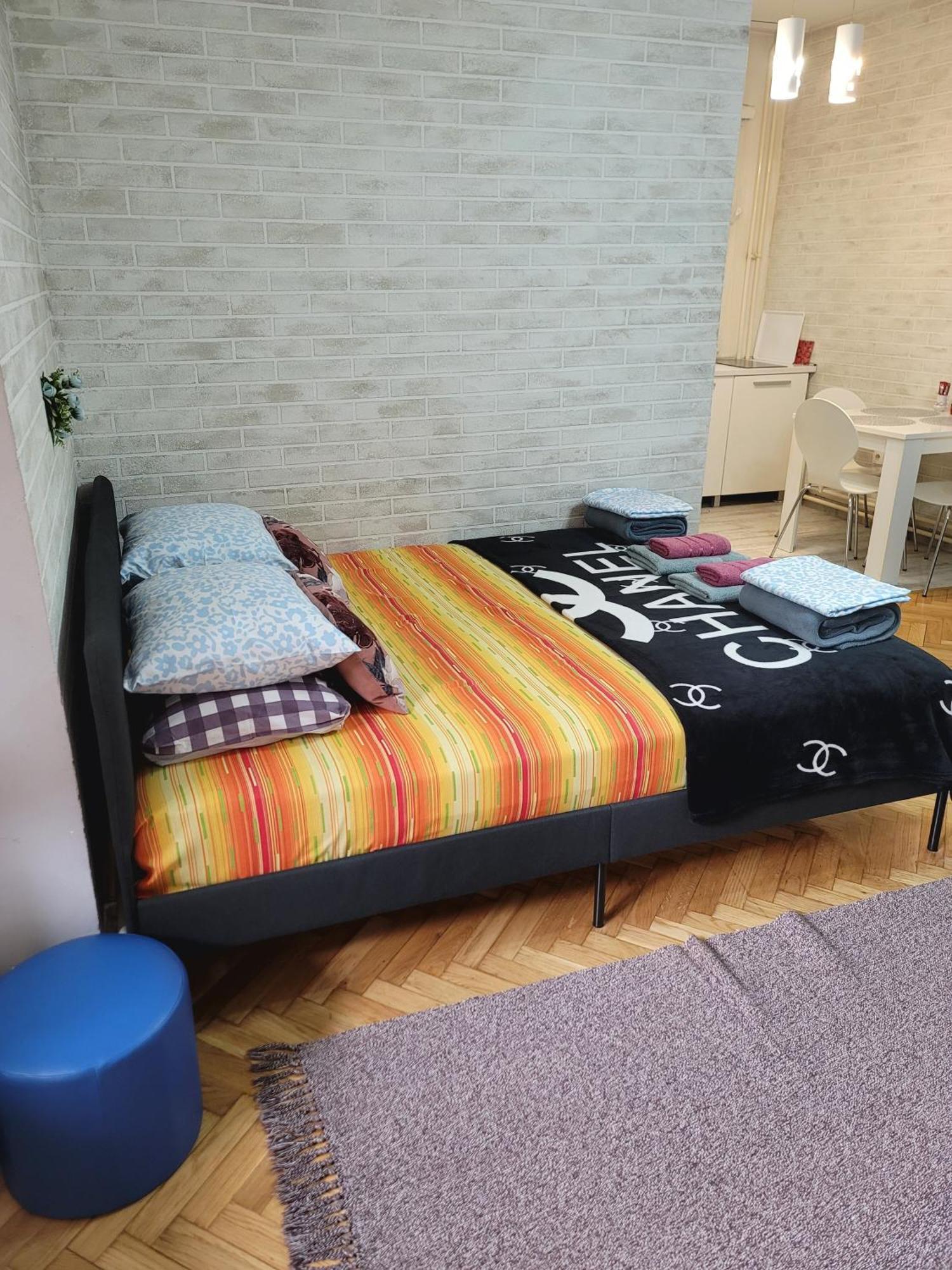 Apartman "Garden" With Underground Parking Novi Sad Exterior foto