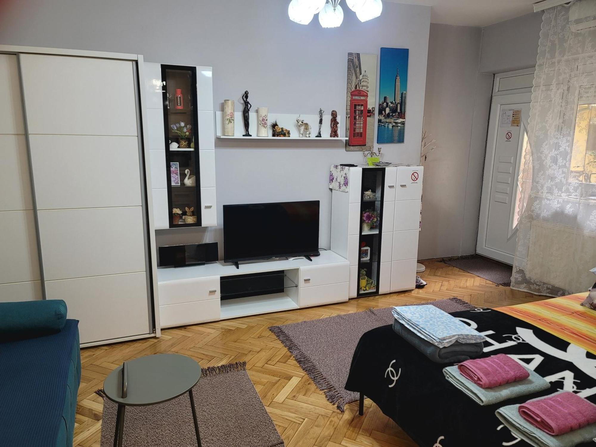 Apartman "Garden" With Underground Parking Novi Sad Exterior foto